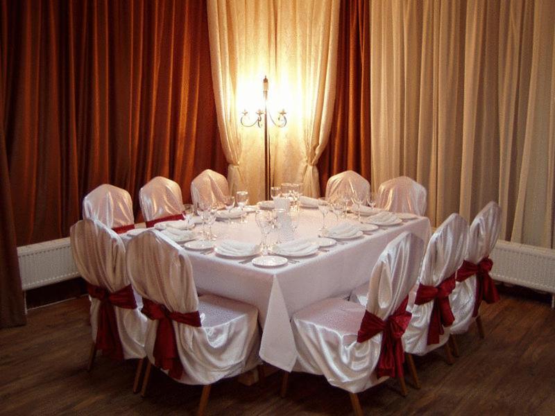 Royal Hotels And Spa Resorts Promenad Truskavets Bagian luar foto